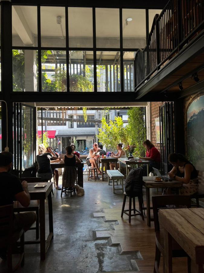 Hobnob Hostel Chiang Mai Exterior foto